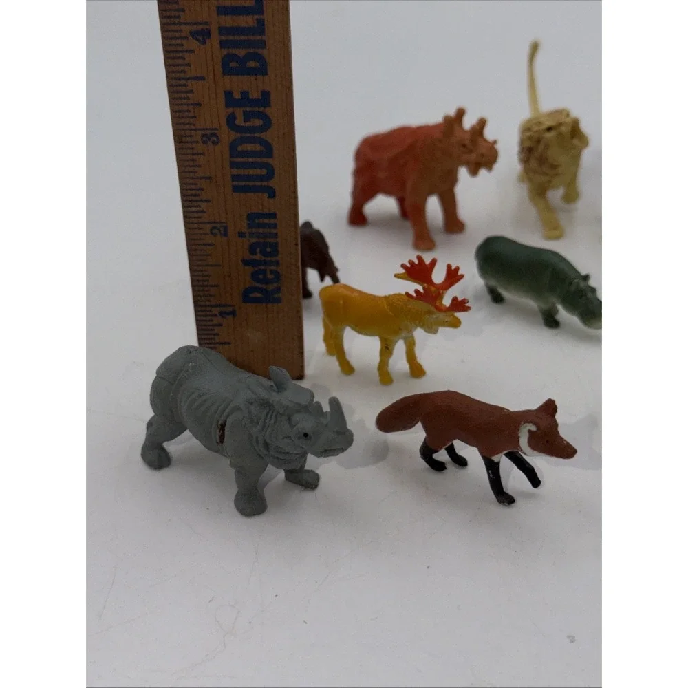 Vintage Miniature Animals Lot (13) Assorted Hard Plastic Wild Safari Gorilla Toy